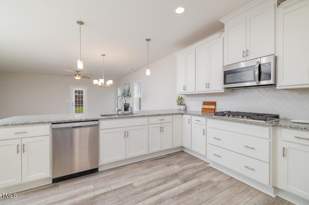 Youngsville, North Carolina, 27596, United States, 3 Bedrooms Bedrooms, ,3 BathroomsBathrooms,Residential,For Sale,1989446