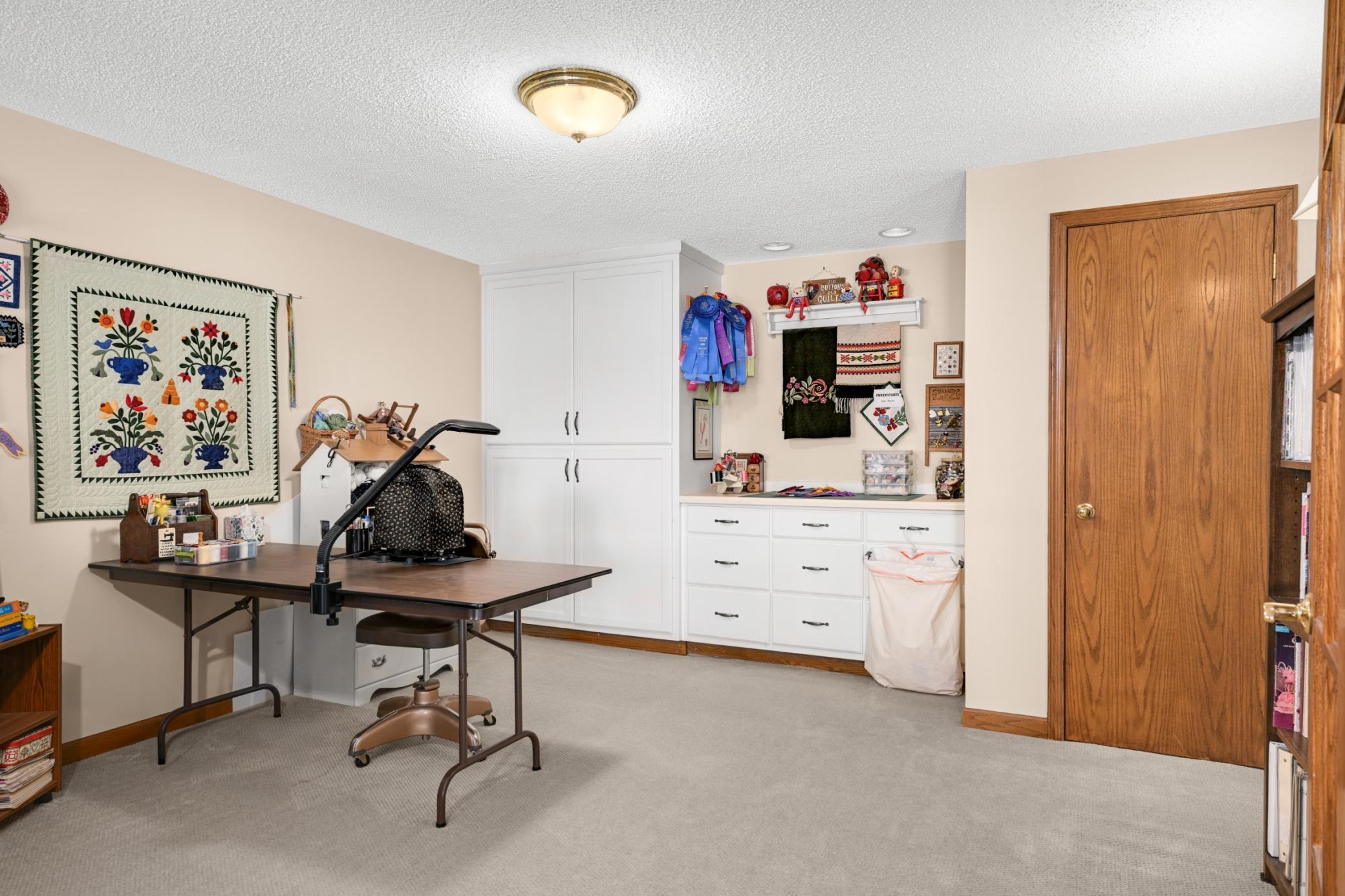 Prior Lake, Minnesota, 55372, United States, 4 Bedrooms Bedrooms, ,3 BathroomsBathrooms,Residential,For Sale,2003014