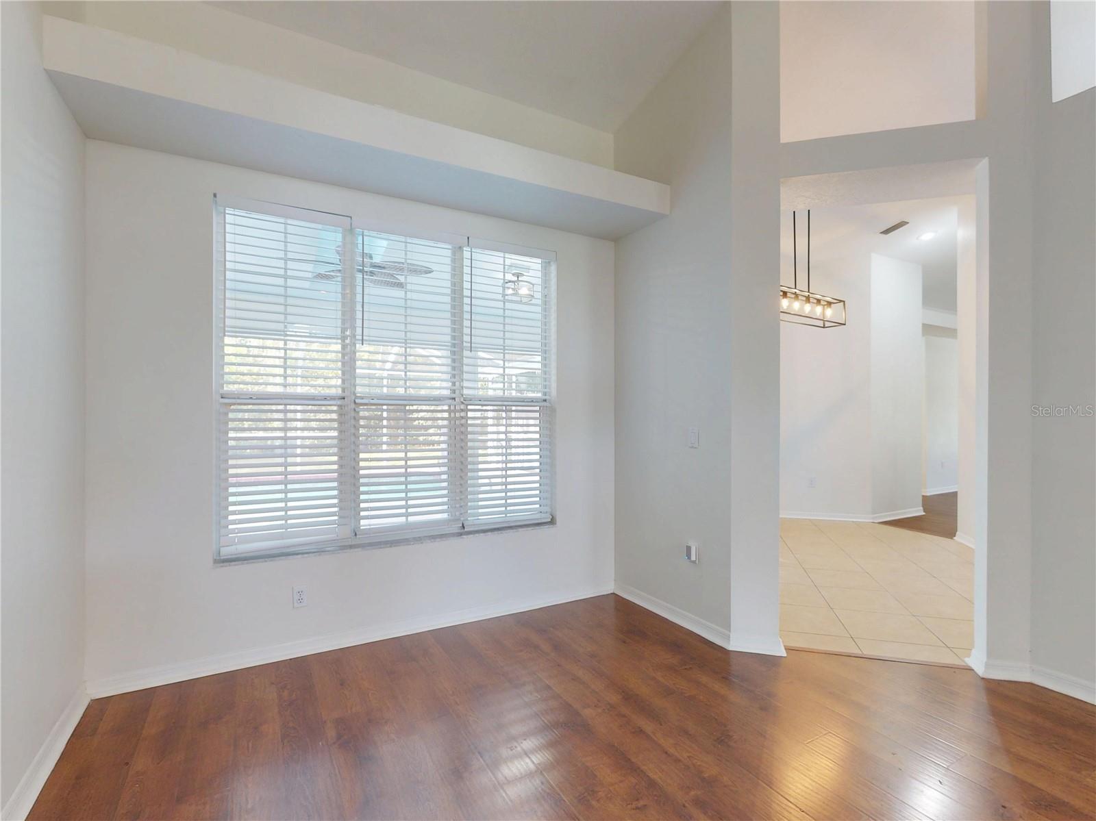 OCALA, Florida, 34482, United States, 4 Bedrooms Bedrooms, ,2 BathroomsBathrooms,Residential,For Sale,1991110