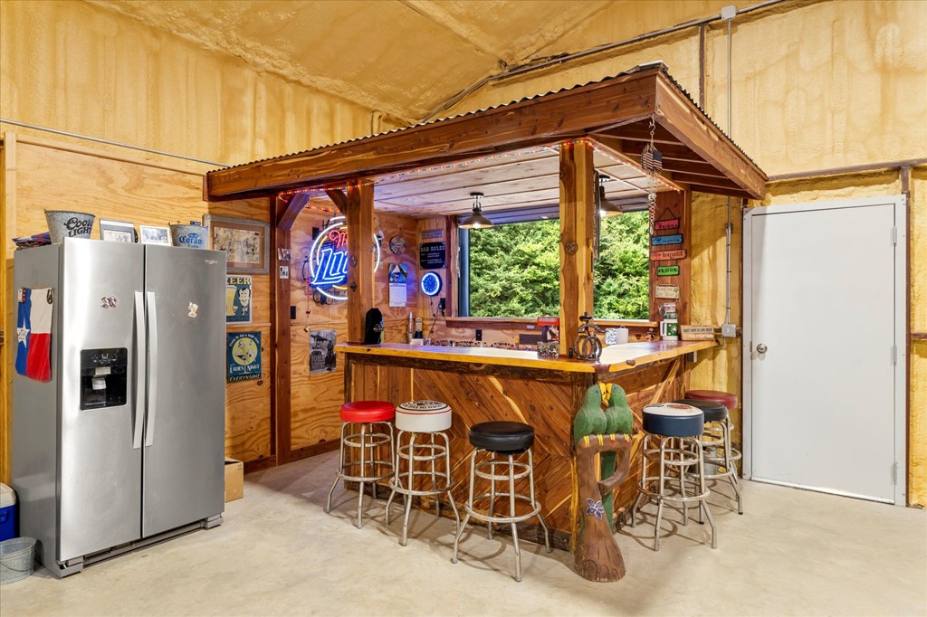 Rusk, Texas, 75785, United States, 1 Bedroom Bedrooms, ,3 BathroomsBathrooms,Residential,For Sale,1918158