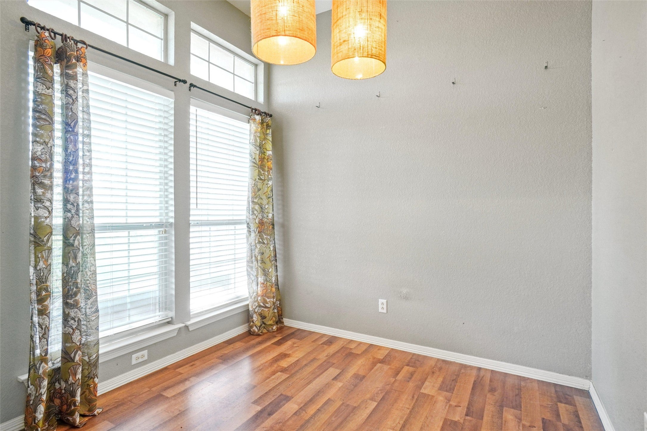 Haslet, Texas, 76052, United States, 3 Bedrooms Bedrooms, ,2 BathroomsBathrooms,Residential,For Sale,1980472