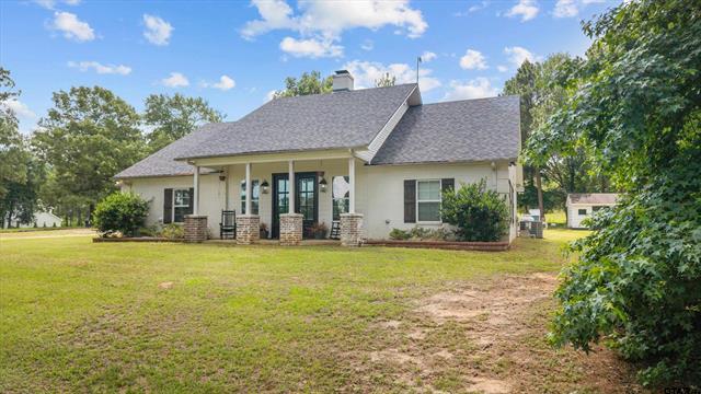 Lindale, Texas, 75771, United States, 3 Bedrooms Bedrooms, ,2 BathroomsBathrooms,Residential,For Sale,2019354