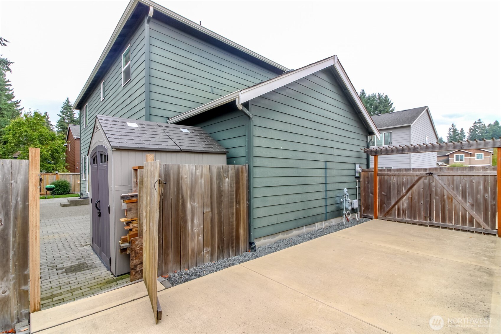 Puyallup, Washington, 98373, United States, 3 Bedrooms Bedrooms, ,3 BathroomsBathrooms,Residential,For Sale,1979459