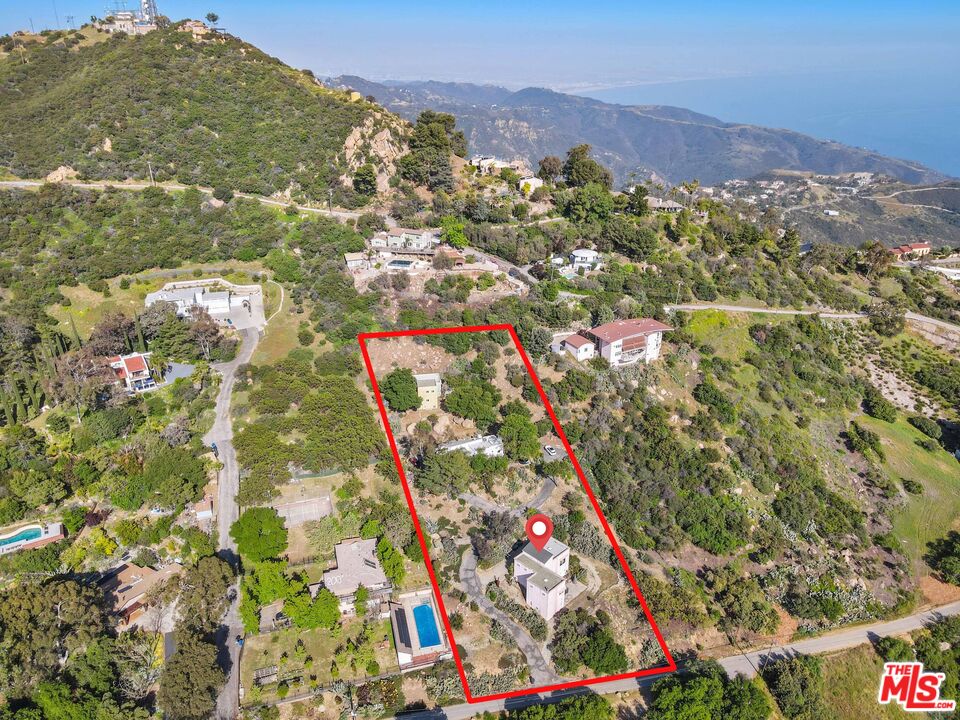 Malibu, California, 90265, United States, 3 Bedrooms Bedrooms, ,3 BathroomsBathrooms,Residential,For Sale,1859463