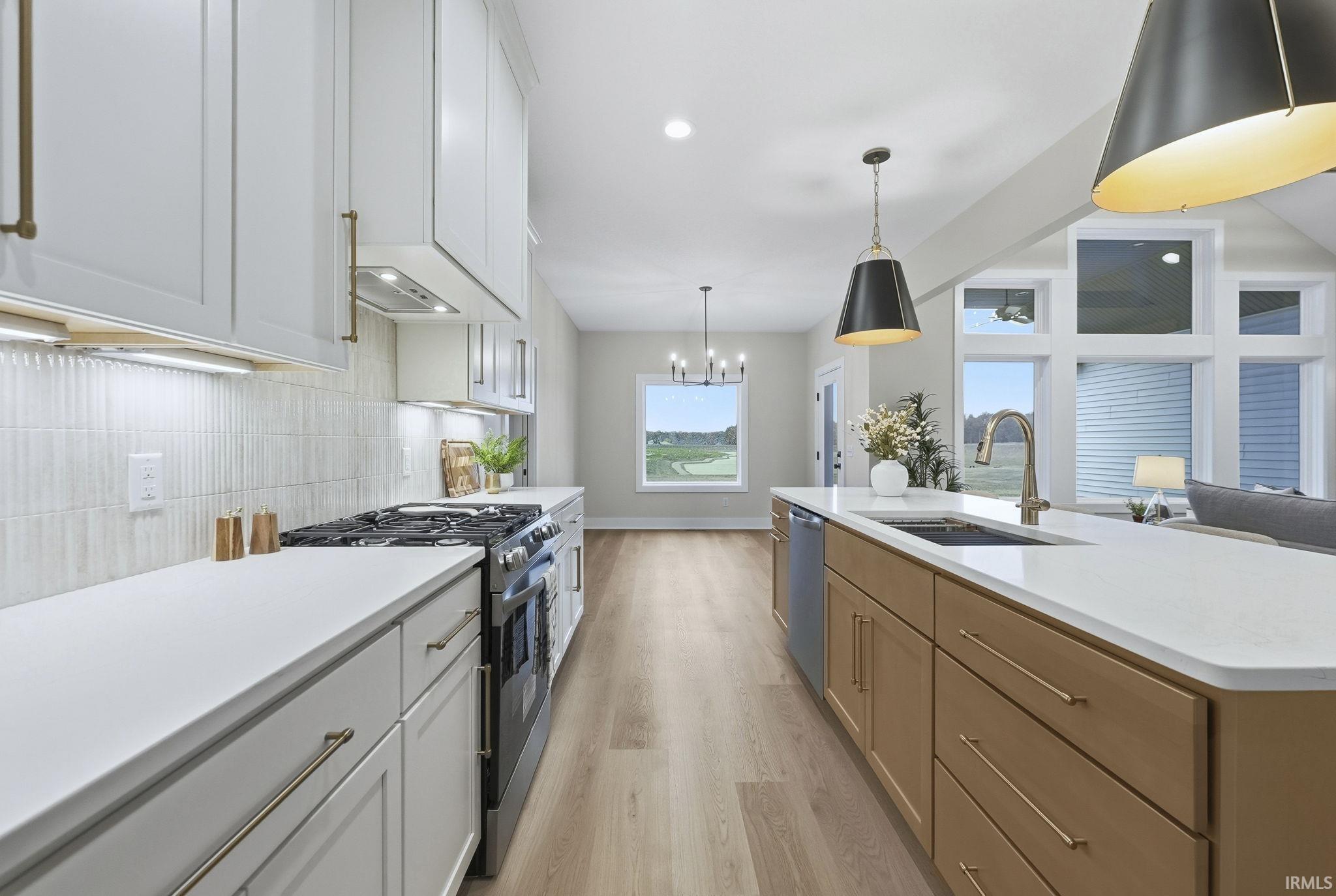 Fort Wayne, Indiana, 46835, United States, 3 Bedrooms Bedrooms, ,2 BathroomsBathrooms,Residential,For Sale,1980547