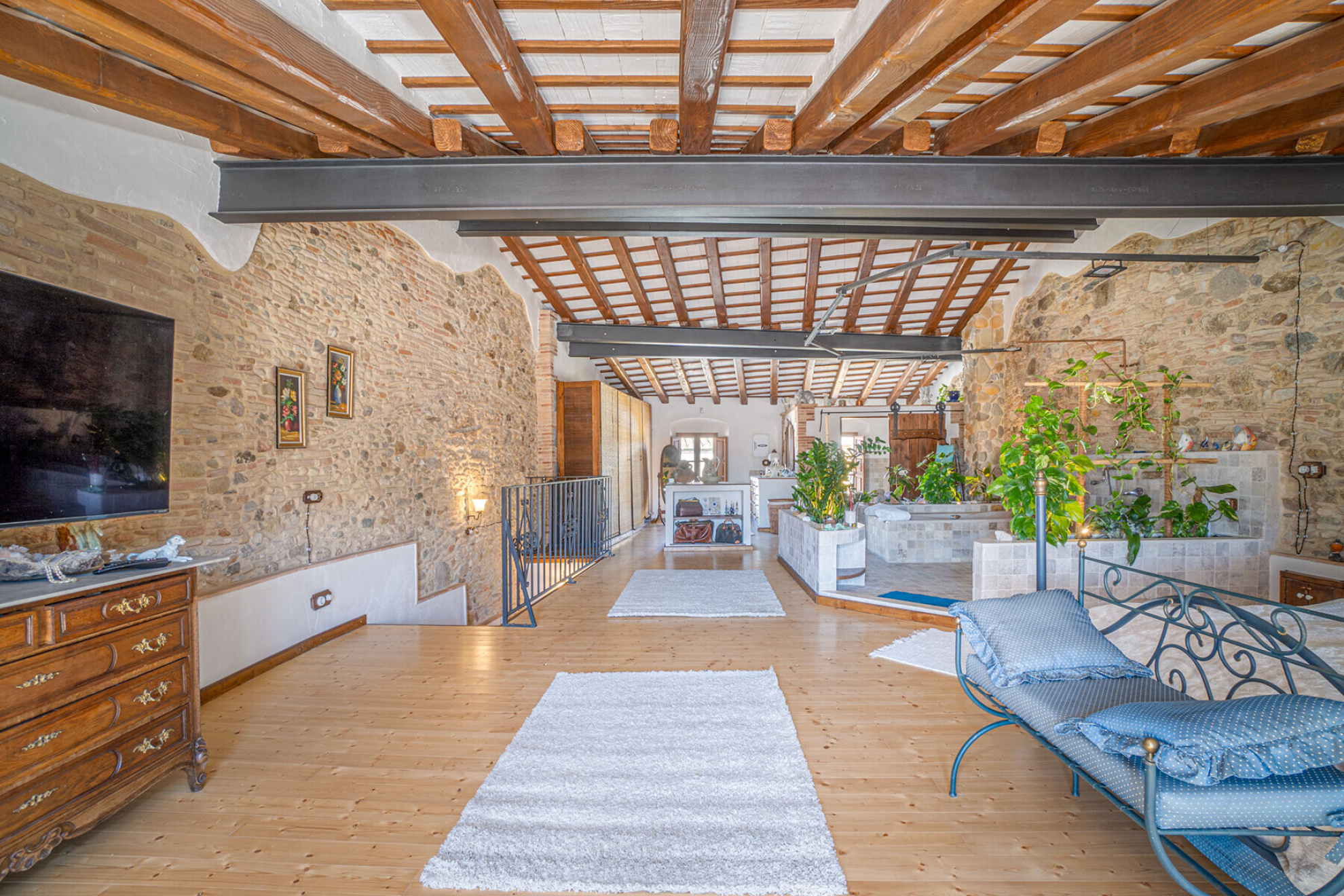  Historic 1887 townhouse with courtyard and a high quality restoration. - 物件實景