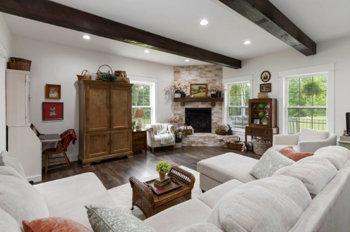 East Bernstadt, Kentucky, 40729, United States, 5 Bedrooms Bedrooms, ,3 BathroomsBathrooms,Residential,For Sale,2005265