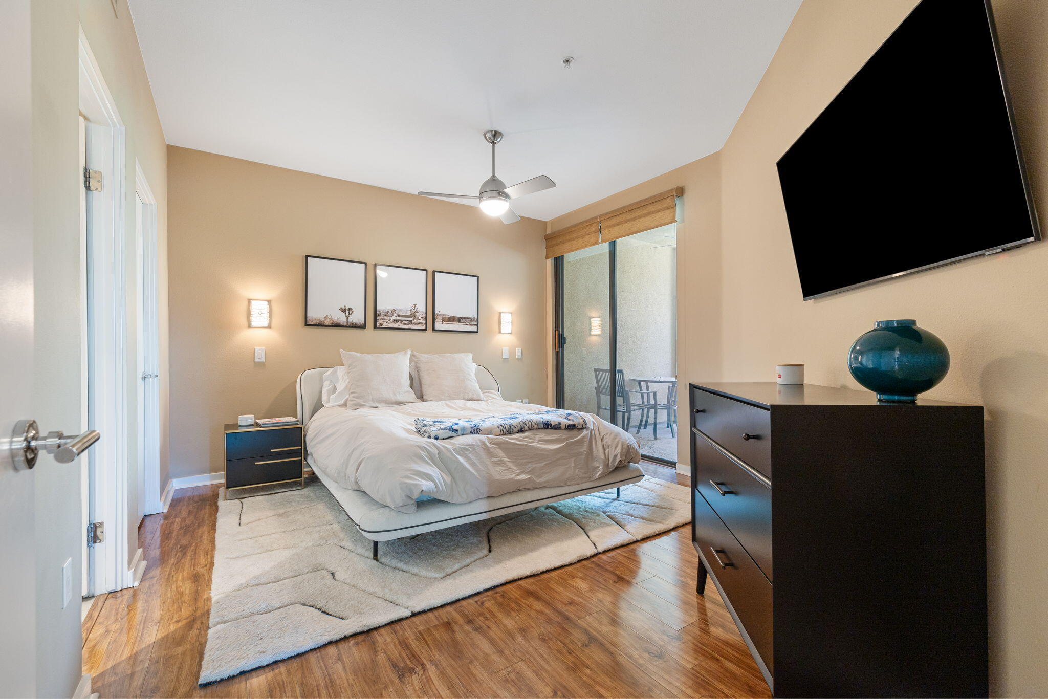 Palm Springs, California, 92264, United States, 2 Bedrooms Bedrooms, ,2 BathroomsBathrooms,Residential,For Sale,1901063