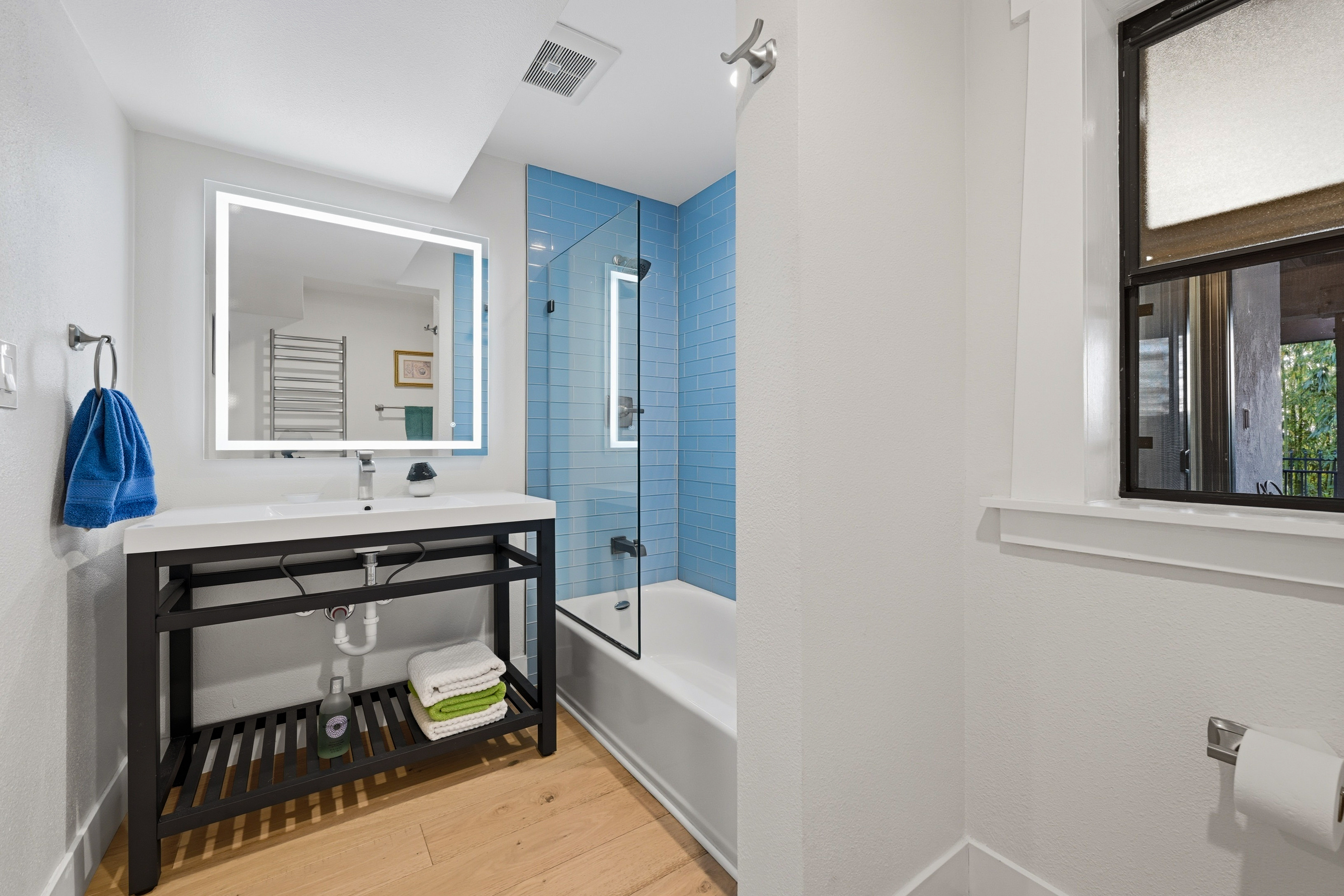  Timeless Downtown Elegance in Hayward’s Historic Prospect Hill - 物件實景