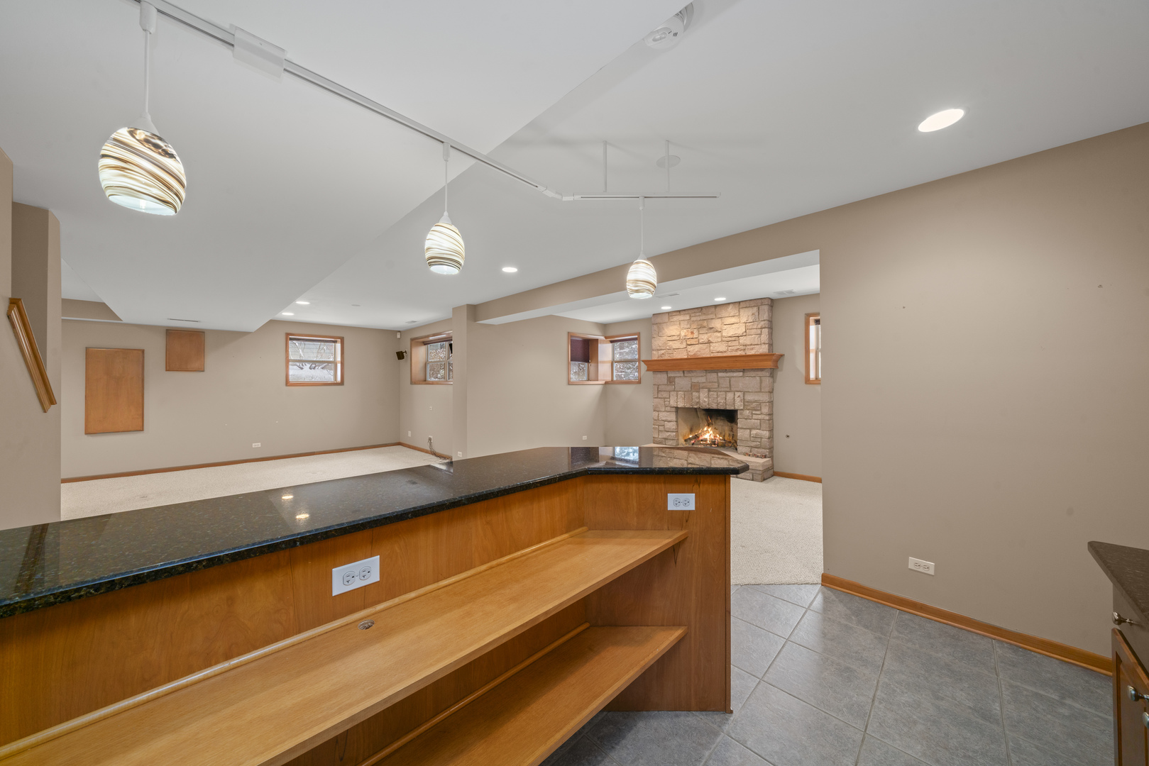 Sugar Grove, Illinois, 60554, United States, 4 Bedrooms Bedrooms, ,4 BathroomsBathrooms,Residential,For Sale,2003228