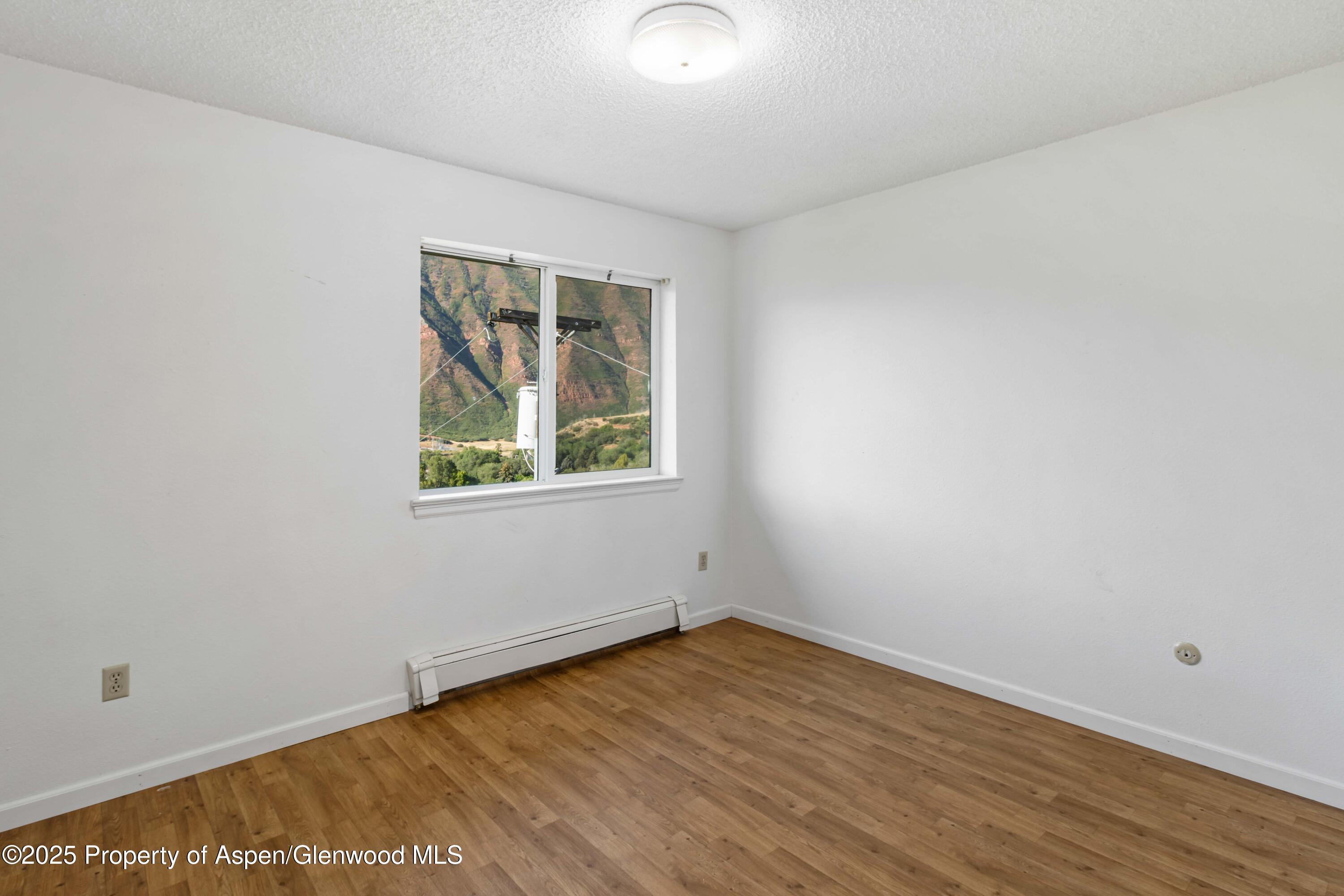 Glenwood Springs, Colorado, 81601, United States, 3 Bedrooms Bedrooms, ,3 BathroomsBathrooms,Residential,For Sale,1941964