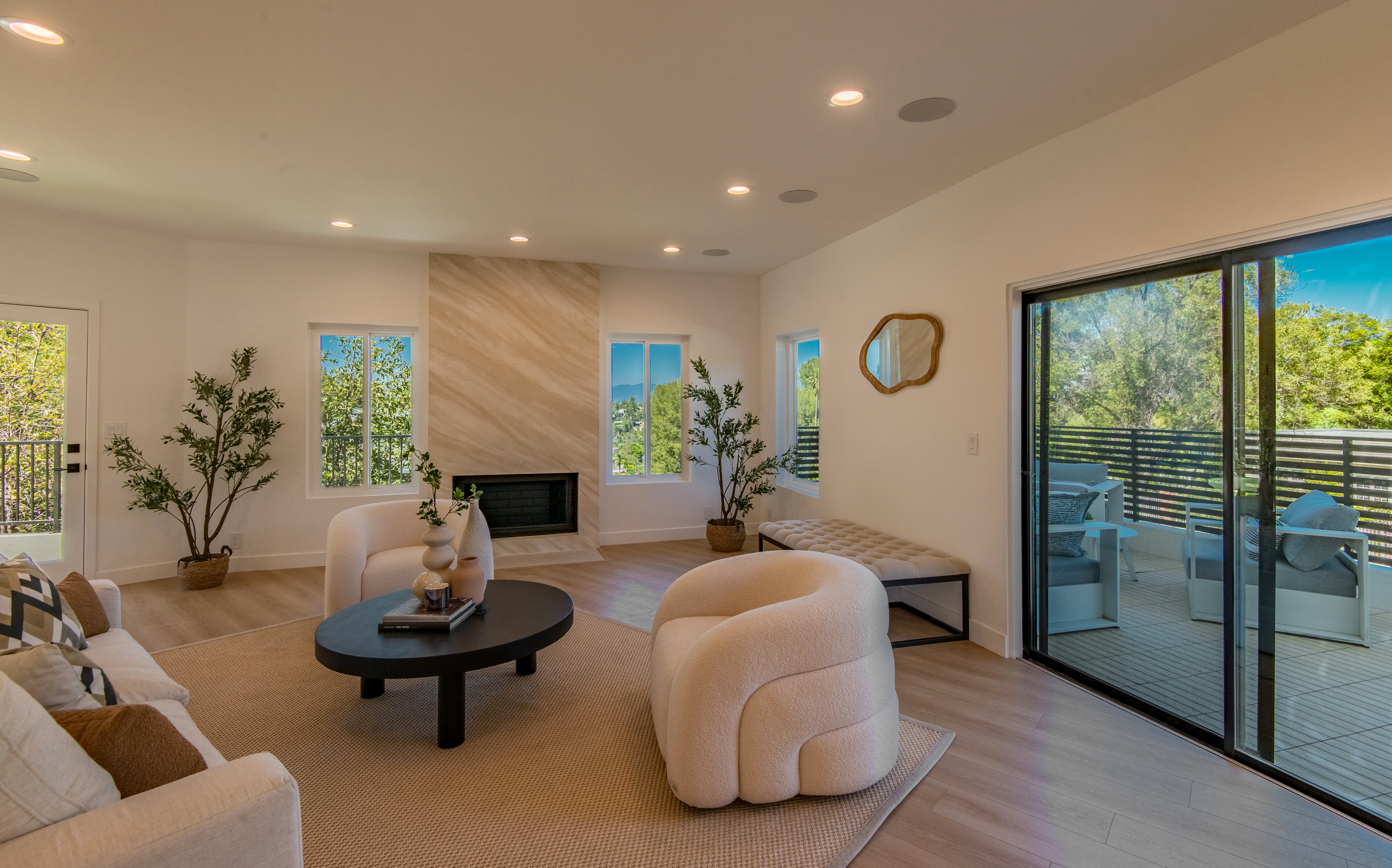 4211   Nogales Dr - 物件實景