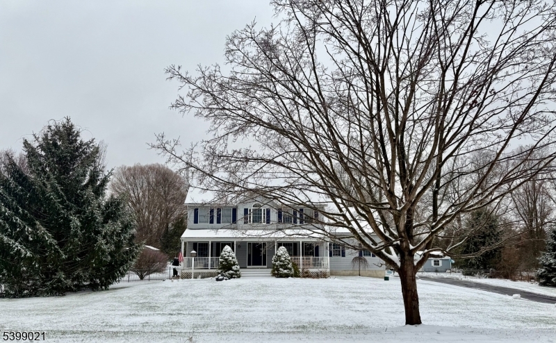 Lafayette Twp., New Jersey, 07848, United States, 5 Bedrooms Bedrooms, ,4 BathroomsBathrooms,Residential,For Sale,2003024