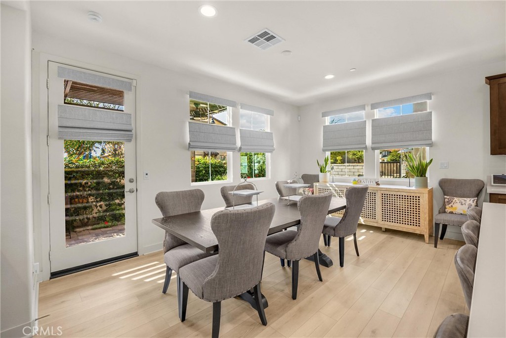 Upland, California, 91784, United States, 3 Bedrooms Bedrooms, ,3 BathroomsBathrooms,Residential,For Sale,1988637