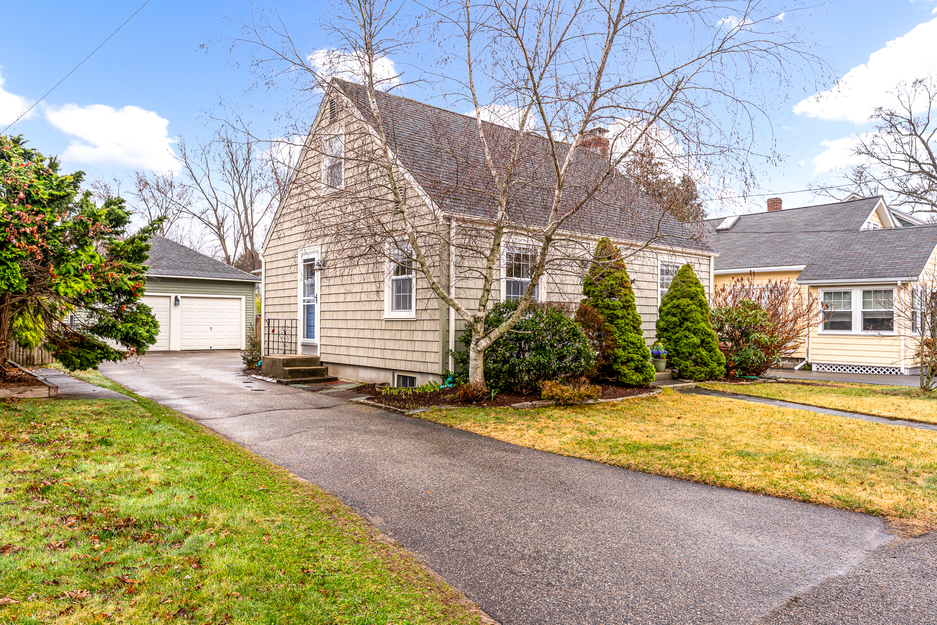  28 Rosegarden Street, Warwick, RI, 02888 - 物件實景