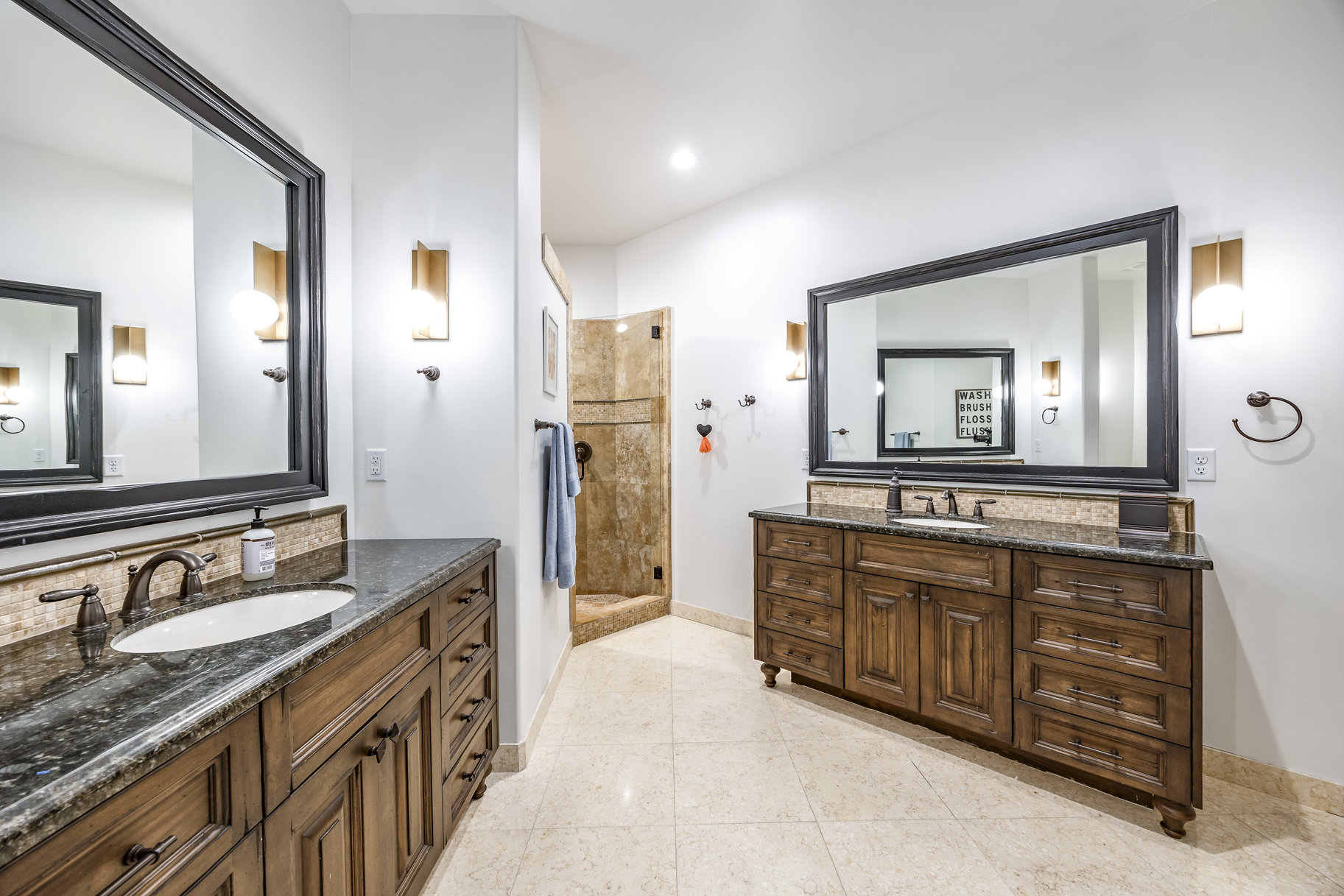  Rare Park Meadows Retreat with Creekside Setting and Expansive Ski Resort Views - 物件實景