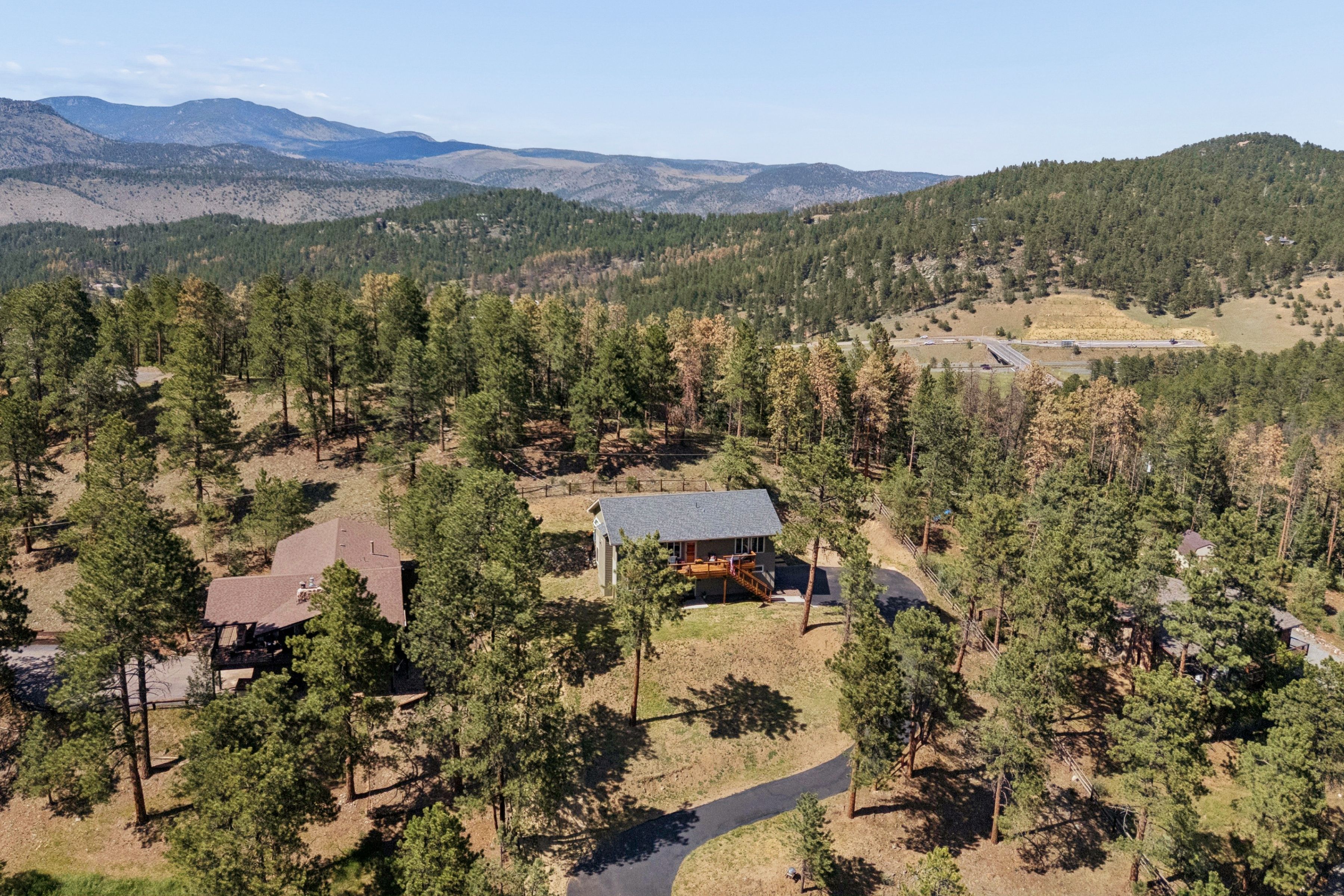  Raised Ranch Living with Spectacular Views - 物件實景