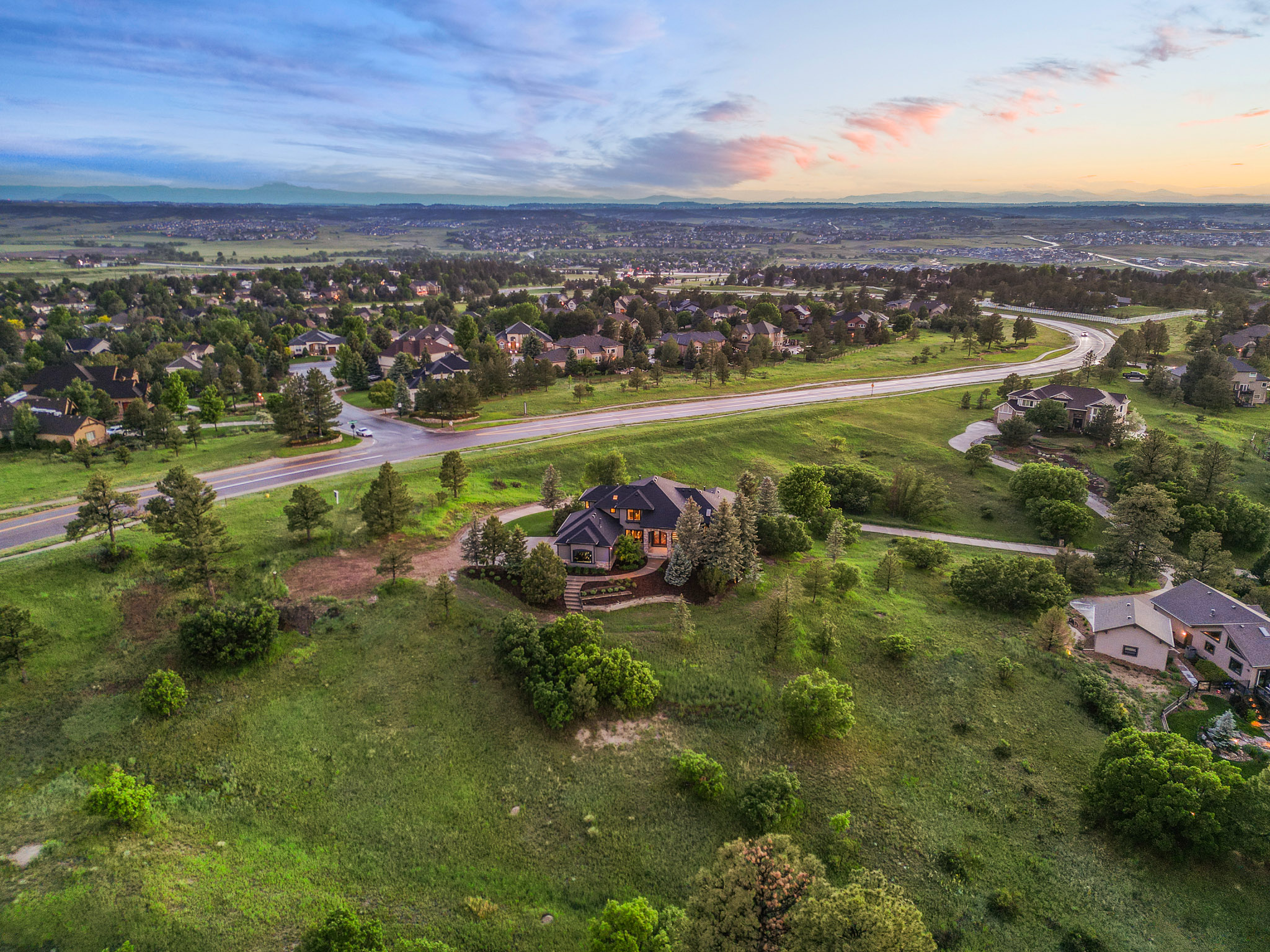  Backing to open space on a private 1.67-acre homesite - 物件實景