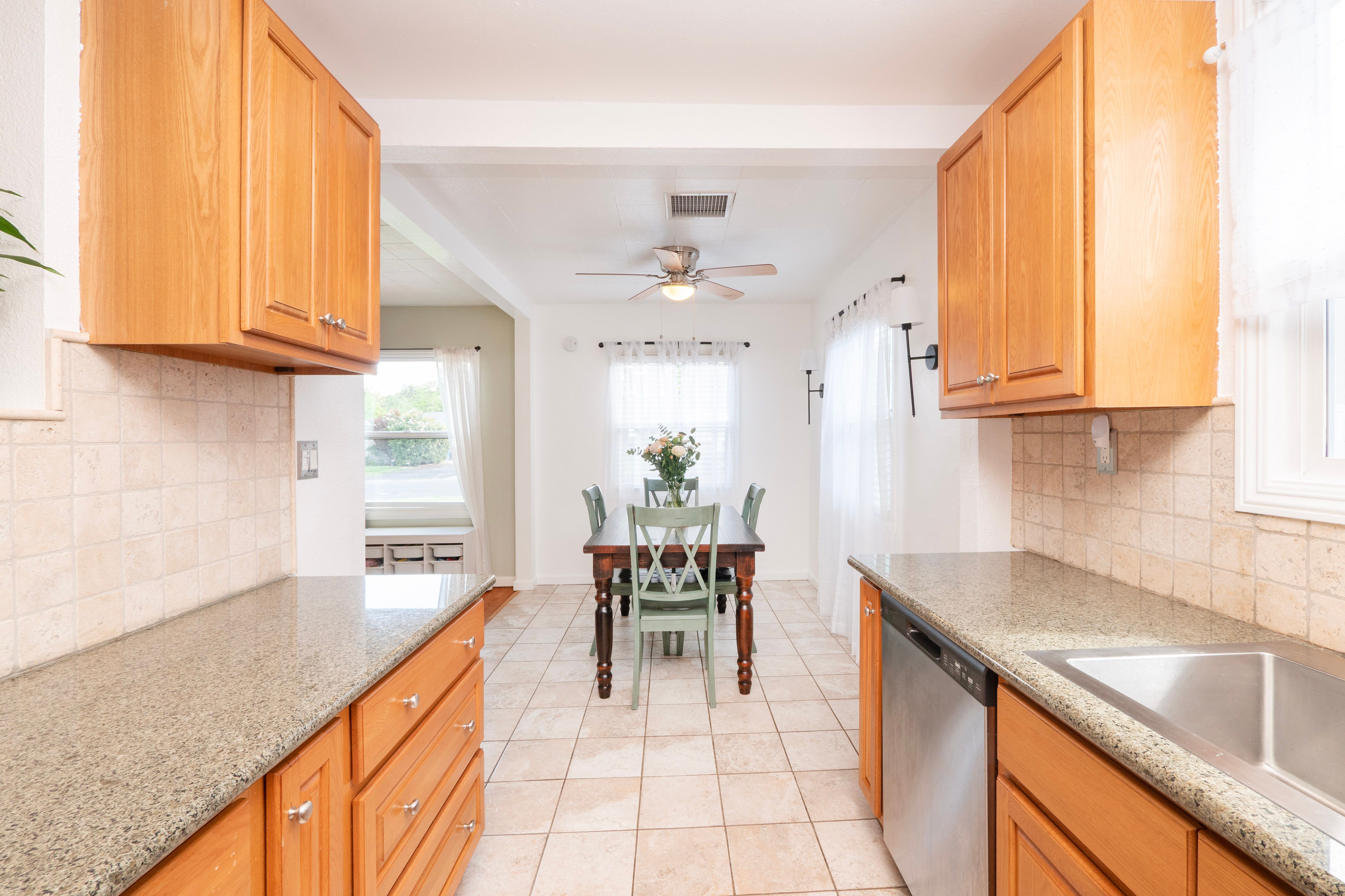  4290 Oakwood Place, Riverside, CA 92506 - 物件實景