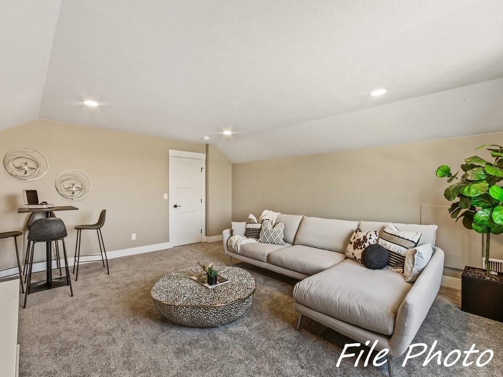 Colbert, Washington, 99005, United States, 3 Bedrooms Bedrooms, ,2 BathroomsBathrooms,Residential,For Sale,1848813