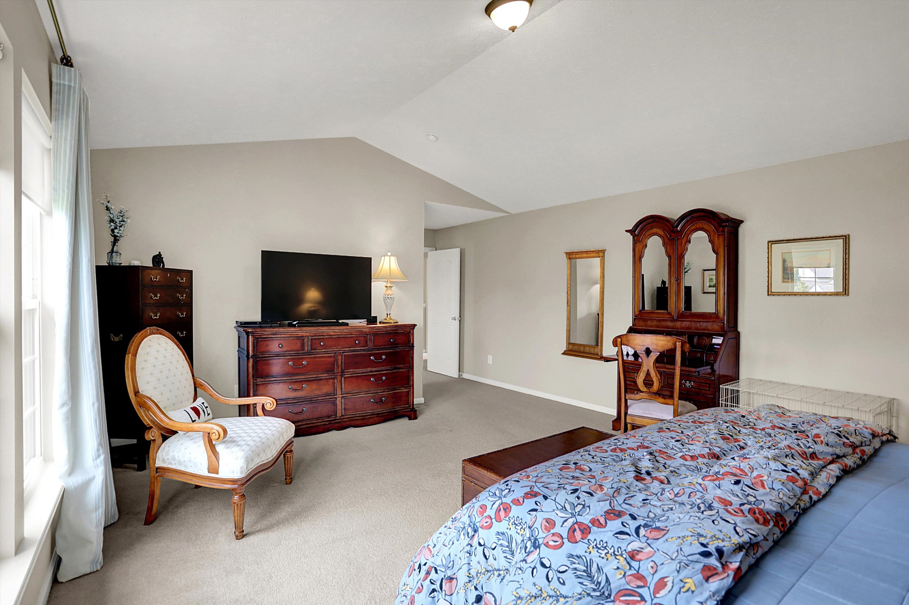 Carmel, Indiana, 46074, United States, 5 Bedrooms Bedrooms, ,4 BathroomsBathrooms,Residential,For Sale,1965164