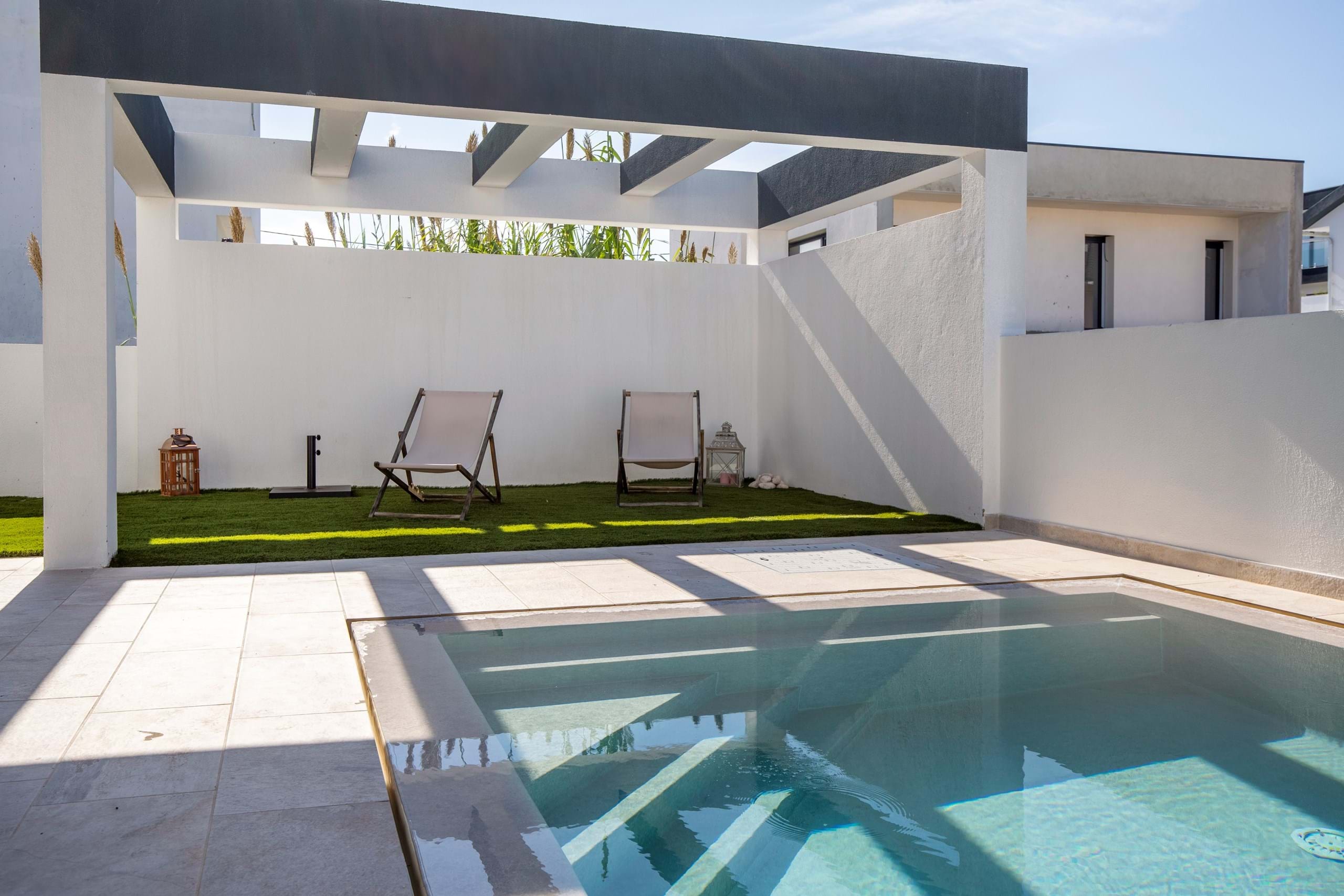 Almada, Setúbal, 2820-638, PT, 4 Bedrooms Bedrooms, ,2 BathroomsBathrooms,Residential,For Sale,1699362