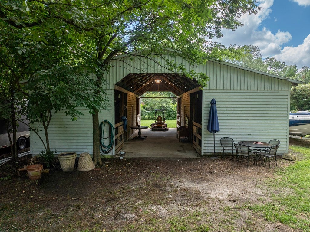 Leslie, Georgia, 31764, United States, 5 Bedrooms Bedrooms, ,4 BathroomsBathrooms,Residential,For Sale,1944897