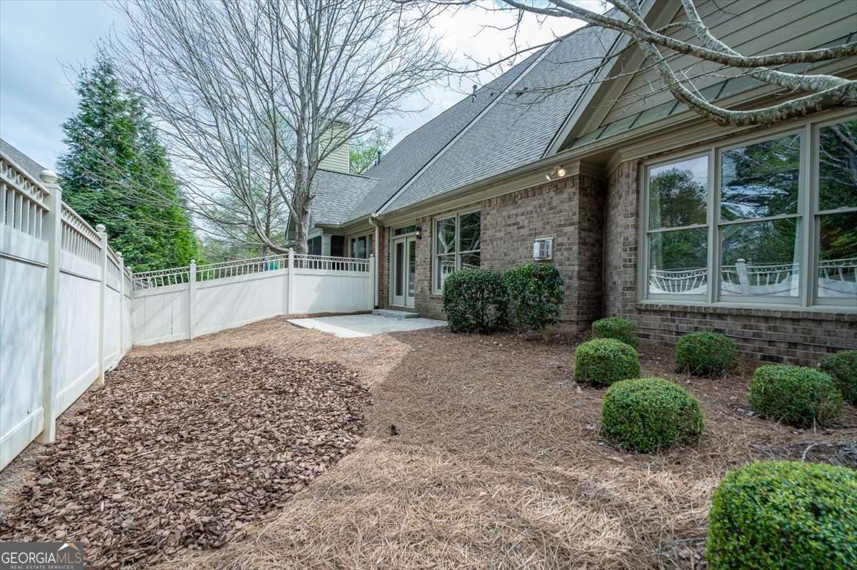 Watkinsville, Georgia, 30677, United States, 3 Bedrooms Bedrooms, ,4 BathroomsBathrooms,Residential,For Sale,1770459