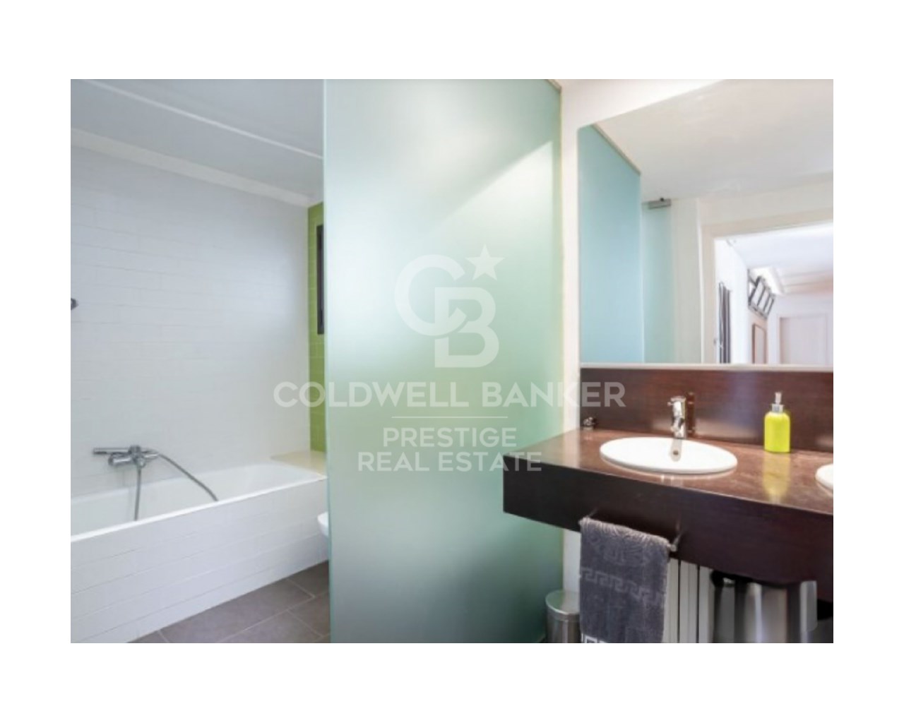 Barcelona, Esplugues de Llobregat, La Miranda - Ci, Esplugues de Llobregat, Catalonia, ES, 10 Bedrooms Bedrooms, ,6 BathroomsBathrooms,Residential,For Sale,Barcelona, Esplugues de Llobregat, La Miranda - Ci,1536500