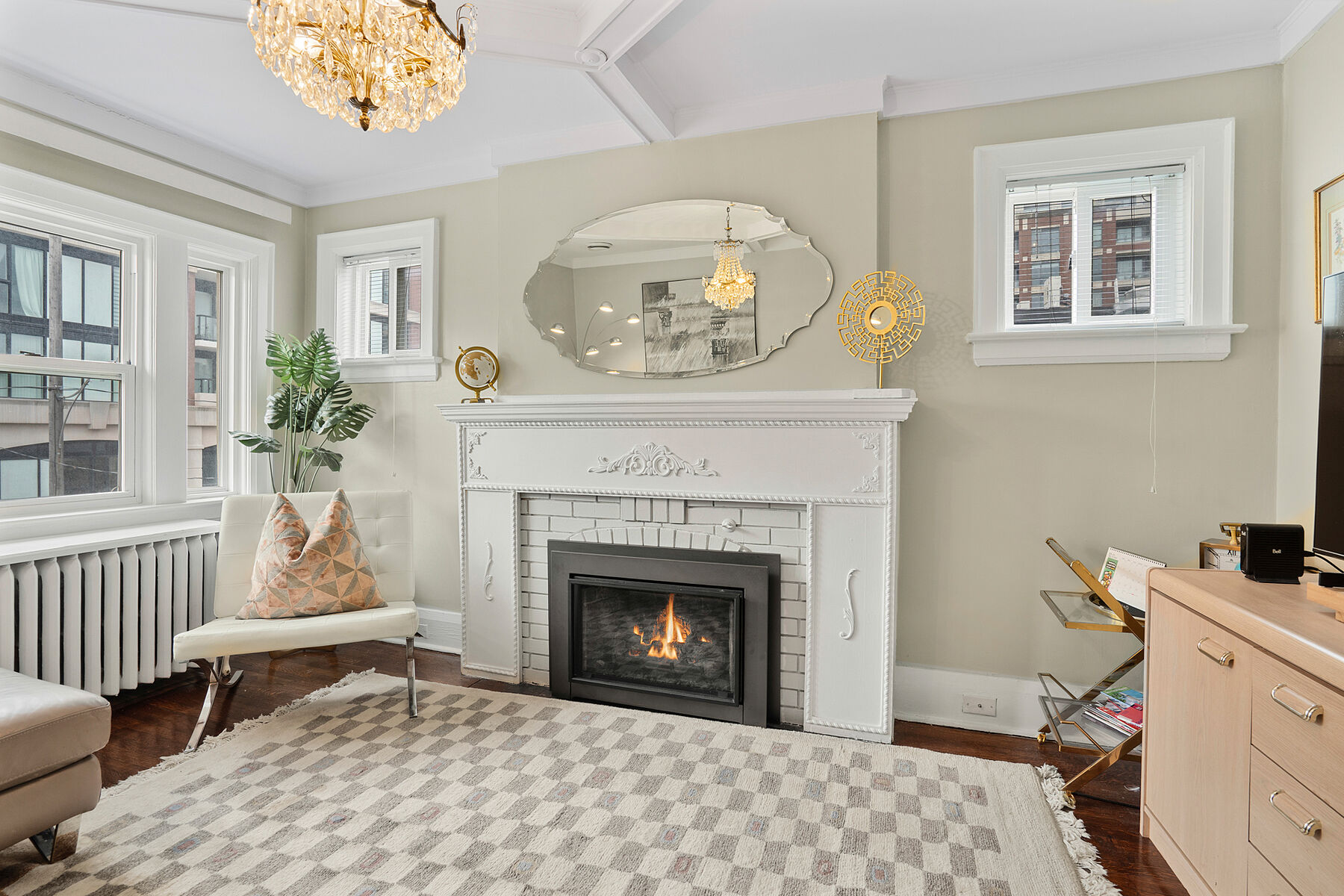  Rare Duplex in Davisville - 物件實景