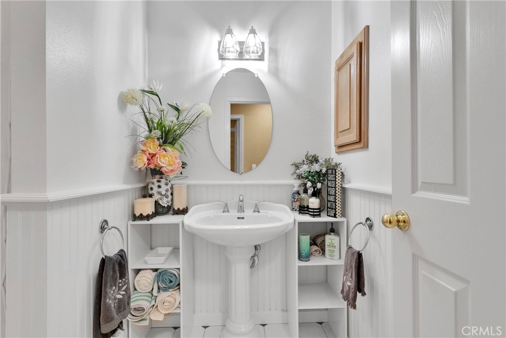 Pinon Hills, California, 92372, United States, 3 Bedrooms Bedrooms, ,2 BathroomsBathrooms,Residential,For Sale,1980325