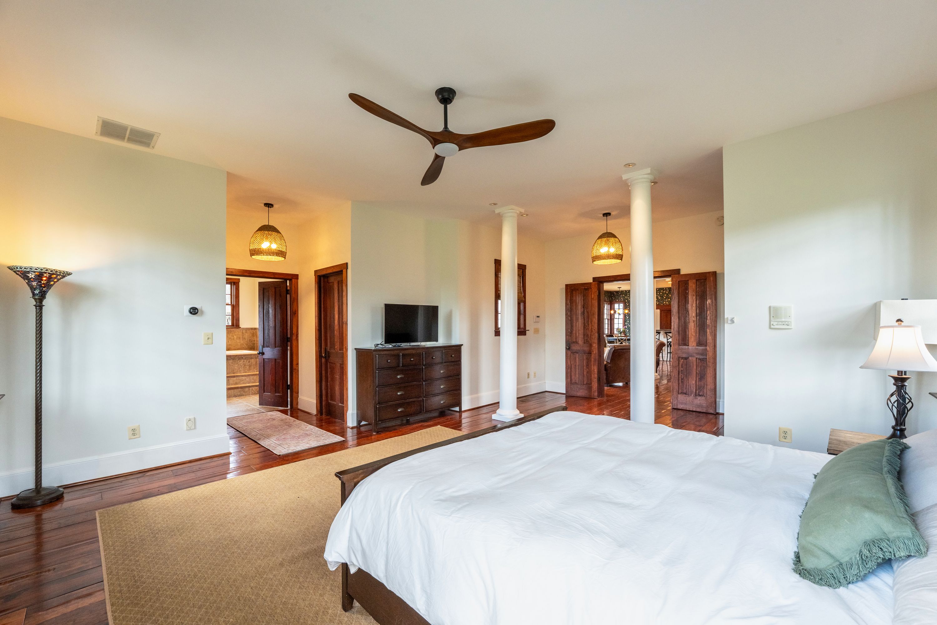  15718 Old Waterford Road, Paeonian Springs, VA, 20129 - 物件實景