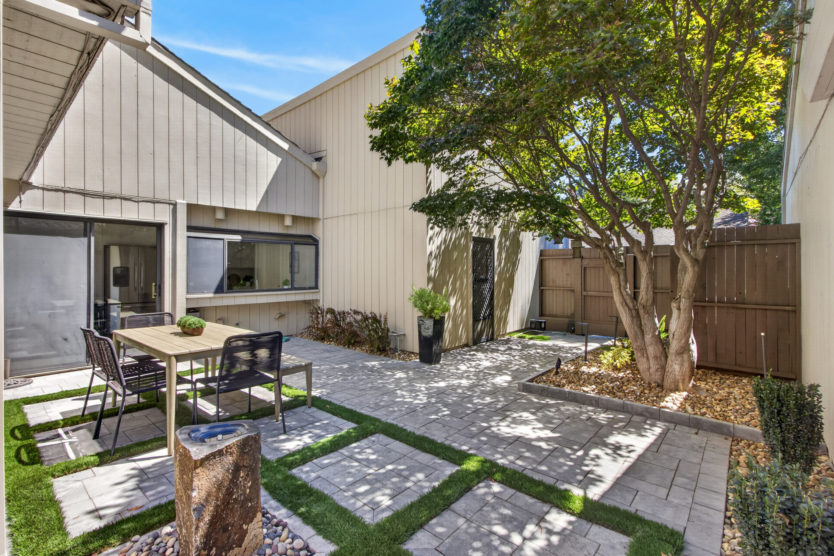  1427 Commons Drive, Sacramento, CA 95825 - 物件實景