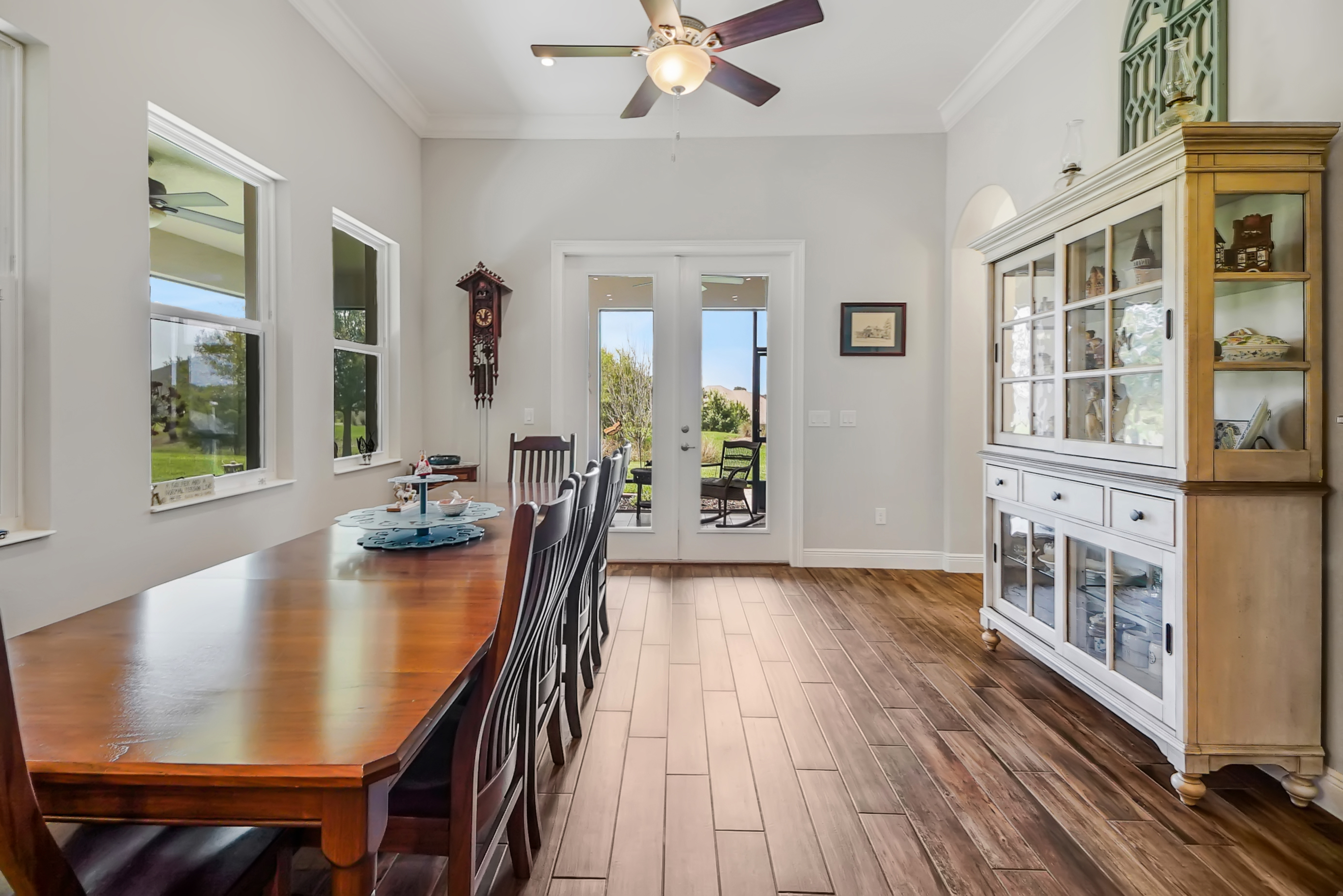 Lady Lake, Florida, 32159, United States, 4 Bedrooms Bedrooms, ,3 BathroomsBathrooms,Residential,For Sale,1945025