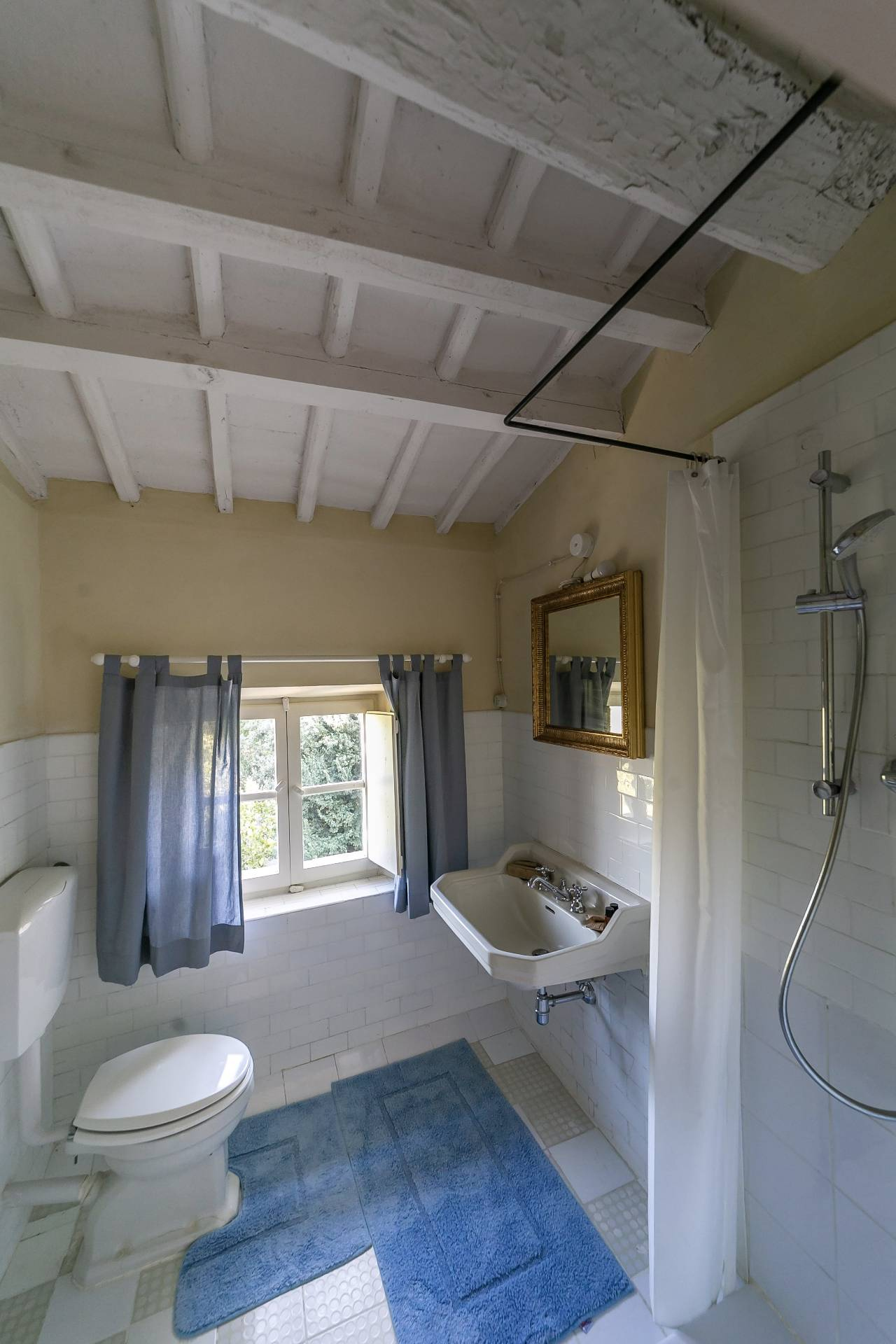 Via di Villa Bianca, Montepulciano, Siena, 53045, IT, 10 Bedrooms Bedrooms, ,10 BathroomsBathrooms,Residential,For Sale,Via di Villa Bianca,1311375