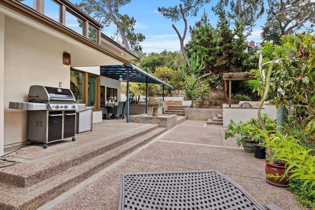Del Mar, California, 92014, United States, 5 Bedrooms Bedrooms, ,5 BathroomsBathrooms,Residential,For Sale,1837047