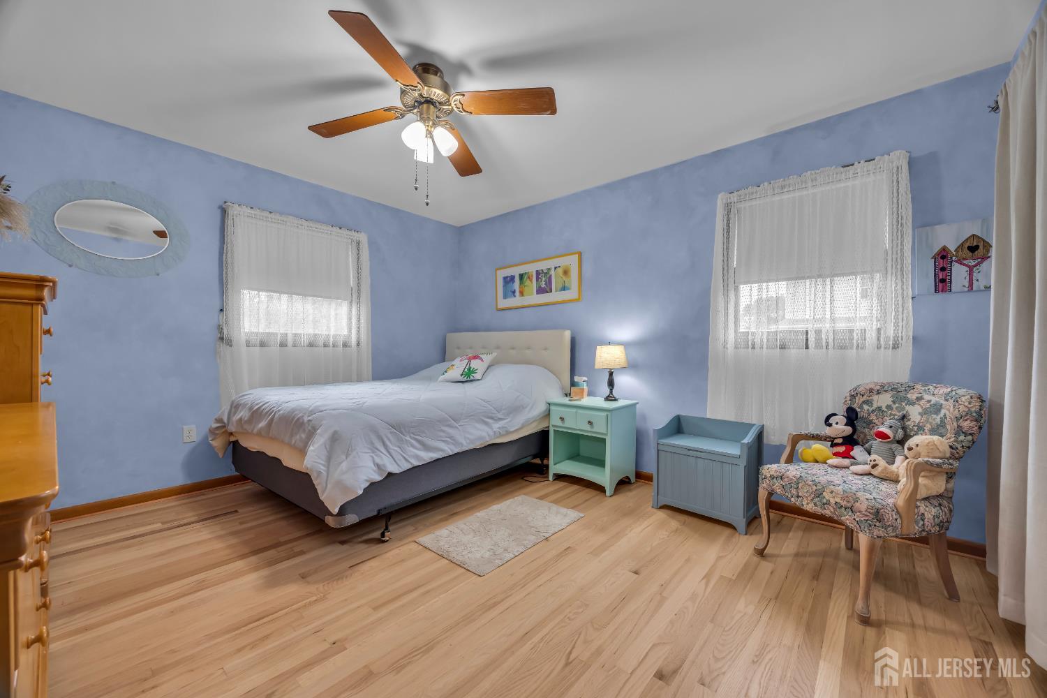 Edison, New Jersey, 08820, United States, 3 Bedrooms Bedrooms, ,2 BathroomsBathrooms,Residential,For Sale,1989177