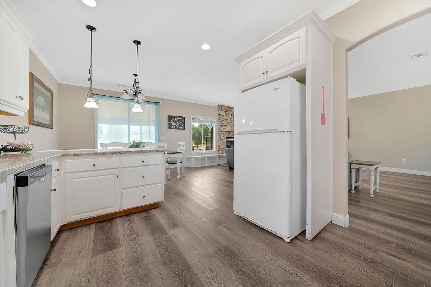 Valley Springs, California, 95252, United States, 3 Bedrooms Bedrooms, ,2 BathroomsBathrooms,Residential,For Sale,1879867
