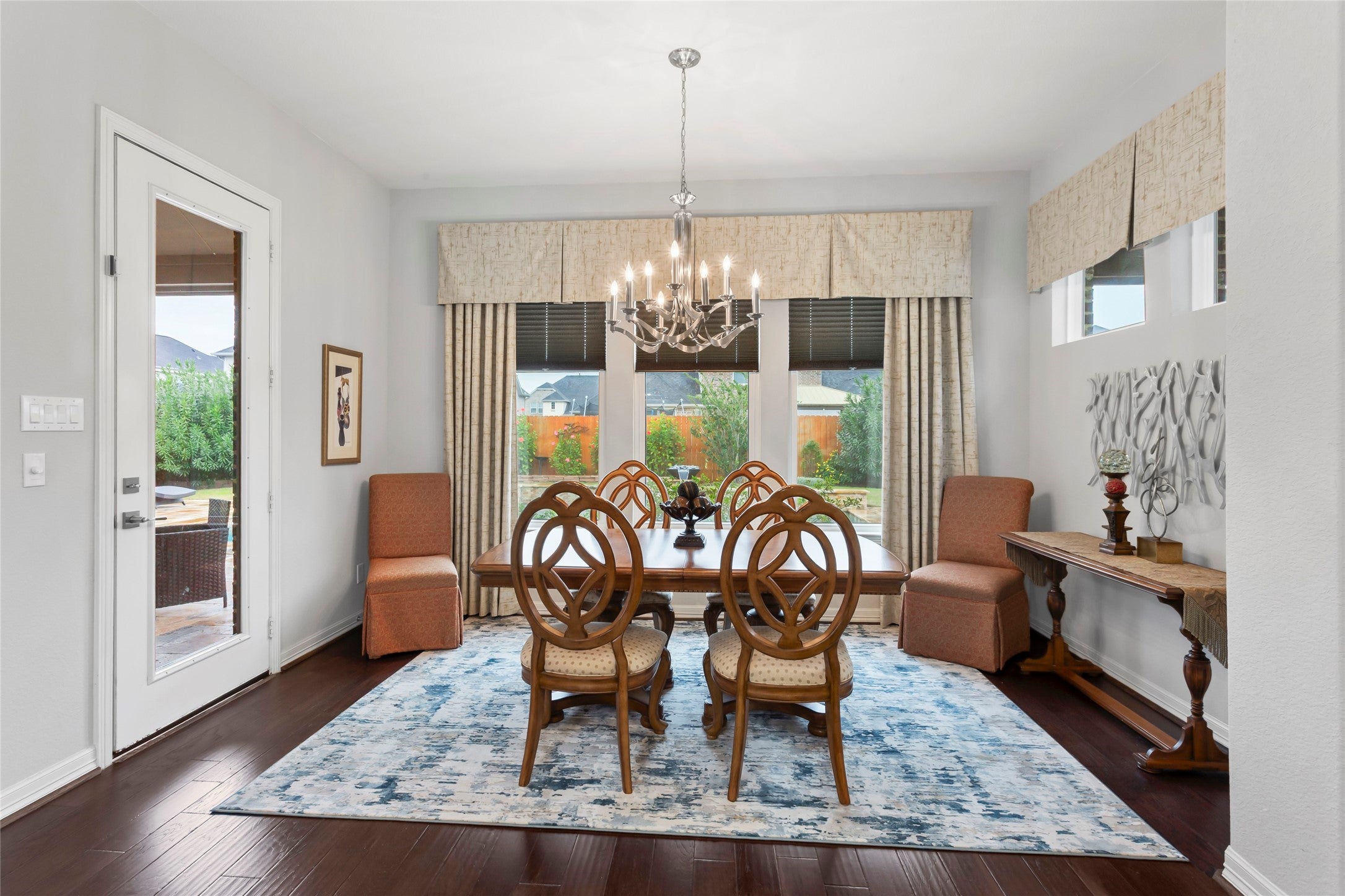 Rosenberg, Texas, 77469, United States, 4 Bedrooms Bedrooms, ,5 BathroomsBathrooms,Residential,For Sale,2010011