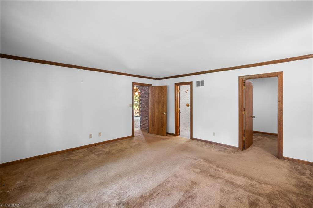High Point, North Carolina, 27265, United States, 4 Bedrooms Bedrooms, ,4 BathroomsBathrooms,Residential,For Sale,1900964