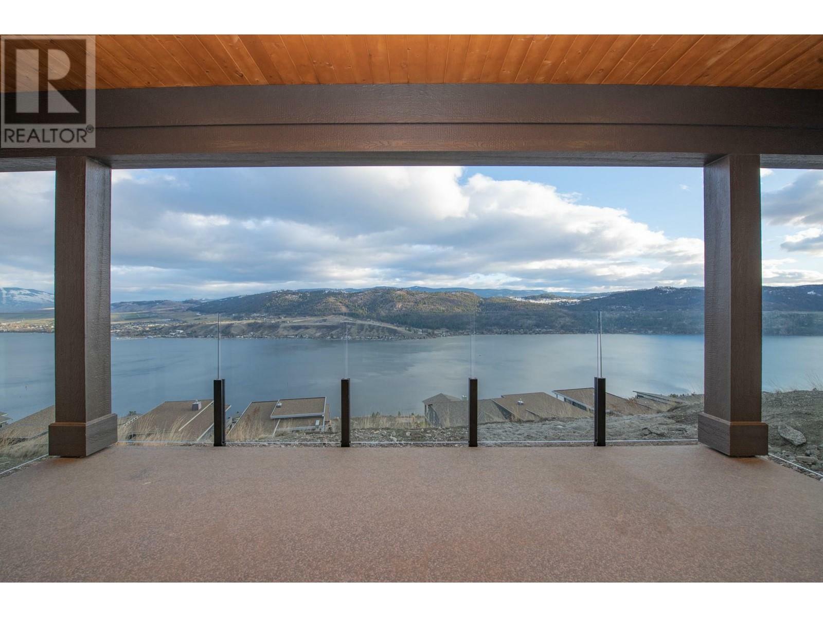 VERNON, British Columbia, V1H 2K9, CA, 4 Bedrooms Bedrooms, ,4 BathroomsBathrooms,Residential,For Sale,1838504