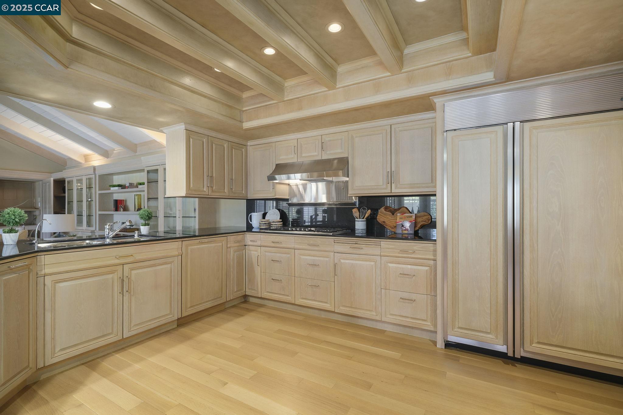 Walnut Creek, California, 94598, United States, 3 Bedrooms Bedrooms, ,3 BathroomsBathrooms,Residential,For Sale,1940979