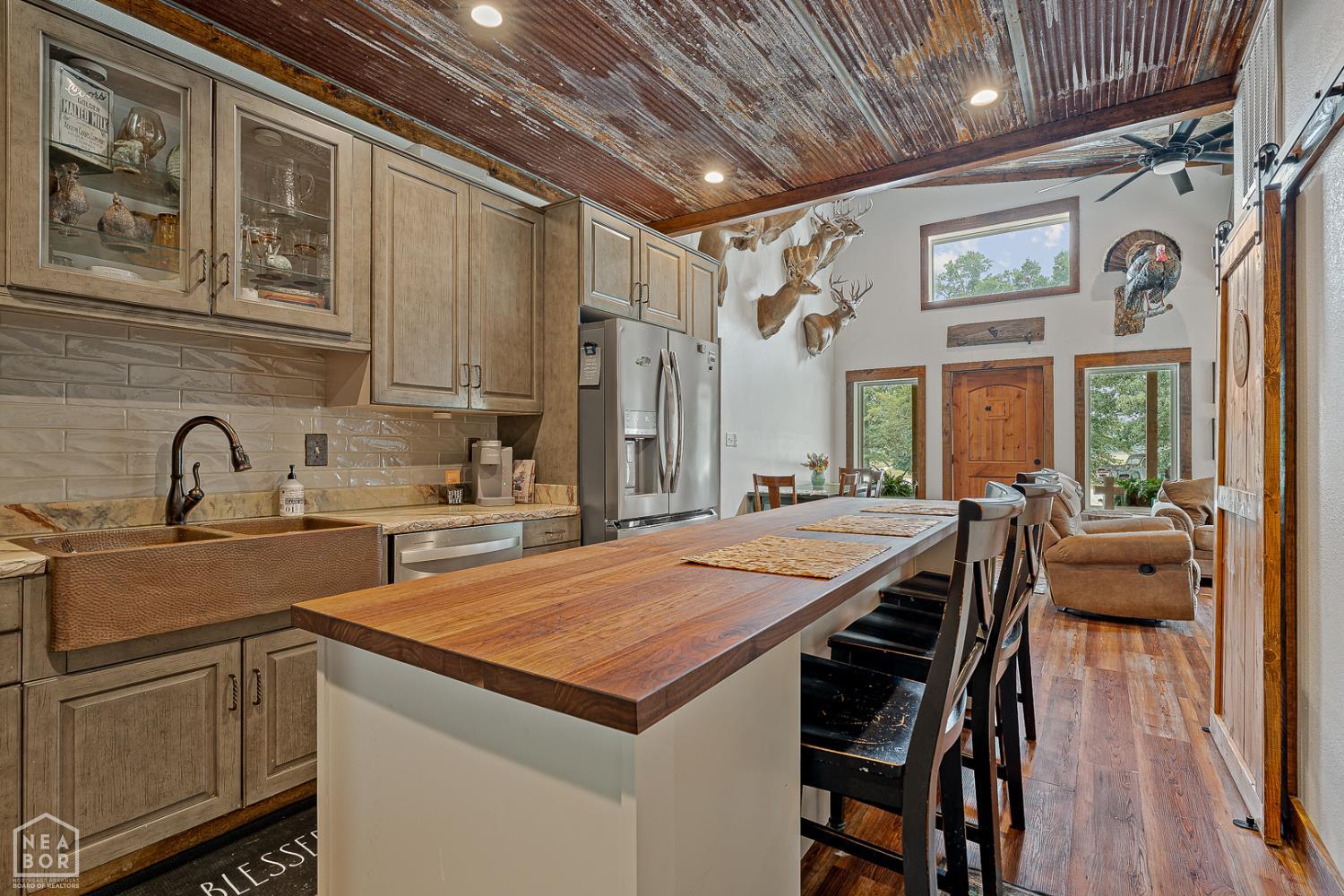 Marmaduke, Arkansas, 72443, United States, ,4 BathroomsBathrooms,Residential,For Sale,1942713