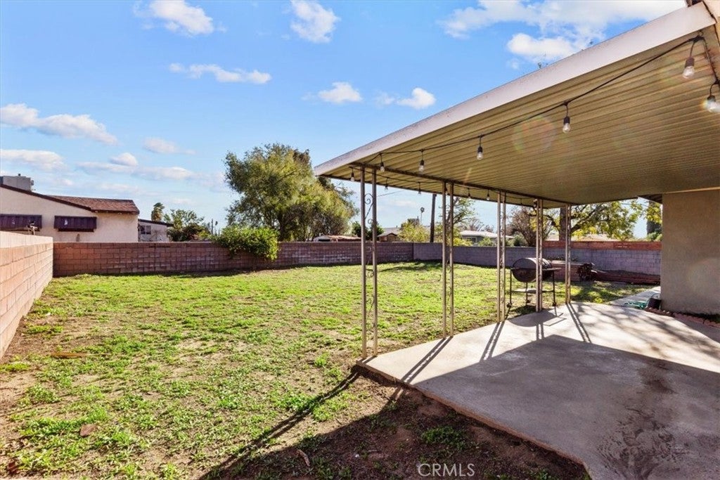 Rialto, California, 92376, United States, 4 Bedrooms Bedrooms, ,2 BathroomsBathrooms,Residential,For Sale,2006075