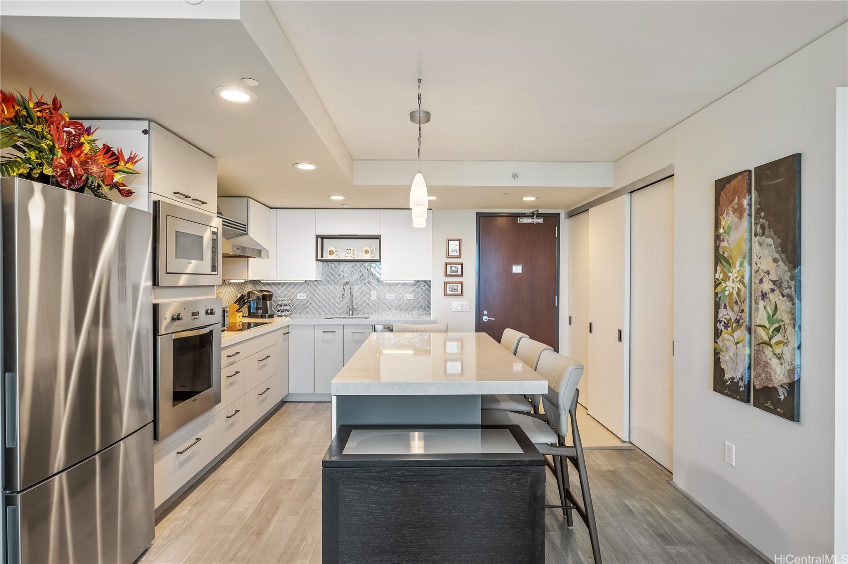 Honolulu, Hawaii, 96813, United States, 1 Bedroom Bedrooms, ,1 BathroomBathrooms,Residential,For Sale,1828131