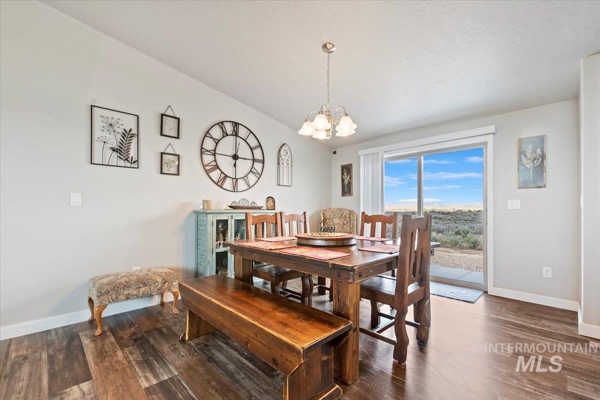 Boise, Idaho, 83716, United States, 4 Bedrooms Bedrooms, ,2 BathroomsBathrooms,Residential,For Sale,1990329