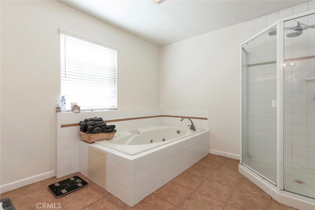 Sun Valley, California, 91352, United States, 3 Bedrooms Bedrooms, ,3 BathroomsBathrooms,Residential,For Sale,1938832