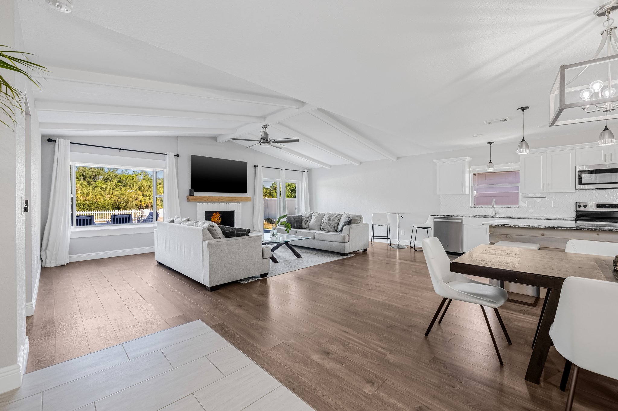 Tampa, Florida, 33615, United States, 3 Bedrooms Bedrooms, ,2 BathroomsBathrooms,Residential,For Sale,1942959
