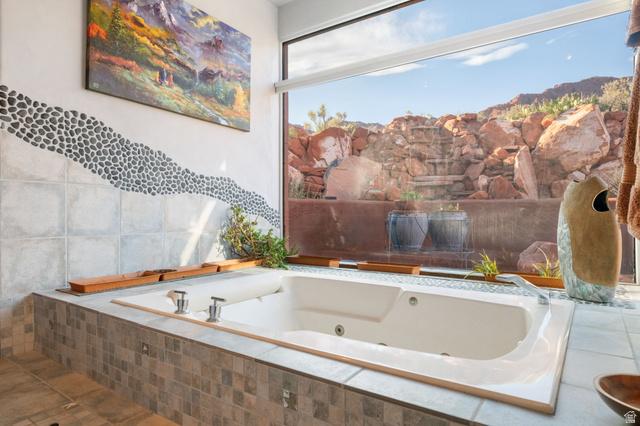 Ivins, Utah, 84738, United States, 3 Bedrooms Bedrooms, ,3 BathroomsBathrooms,Residential,For Sale,2048835
