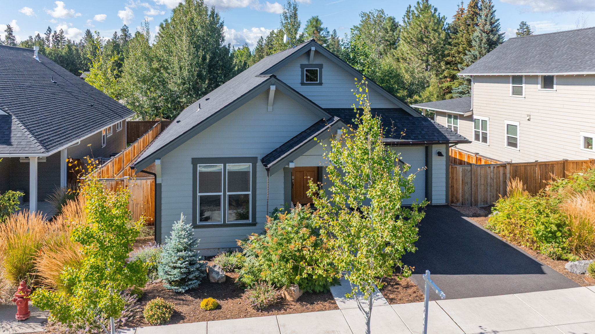 Sisters, Oregon, 97759, United States, 3 Bedrooms Bedrooms, ,2 BathroomsBathrooms,Residential,For Sale,1910956